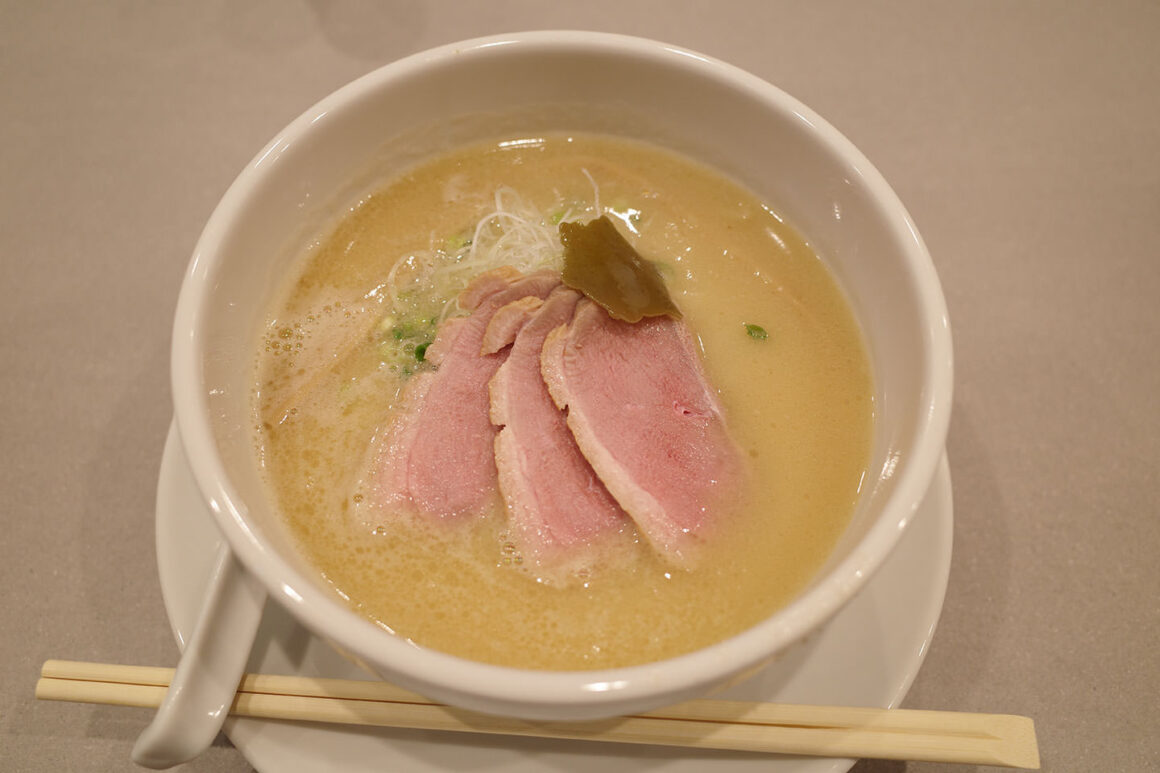 麺 MIZUNO　鶏パイタン